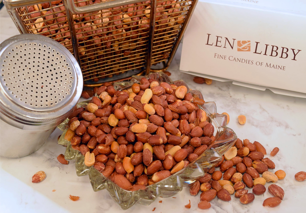 Freshly Roasted Salted Spanish Peanuts - By the Pound – Len Libby