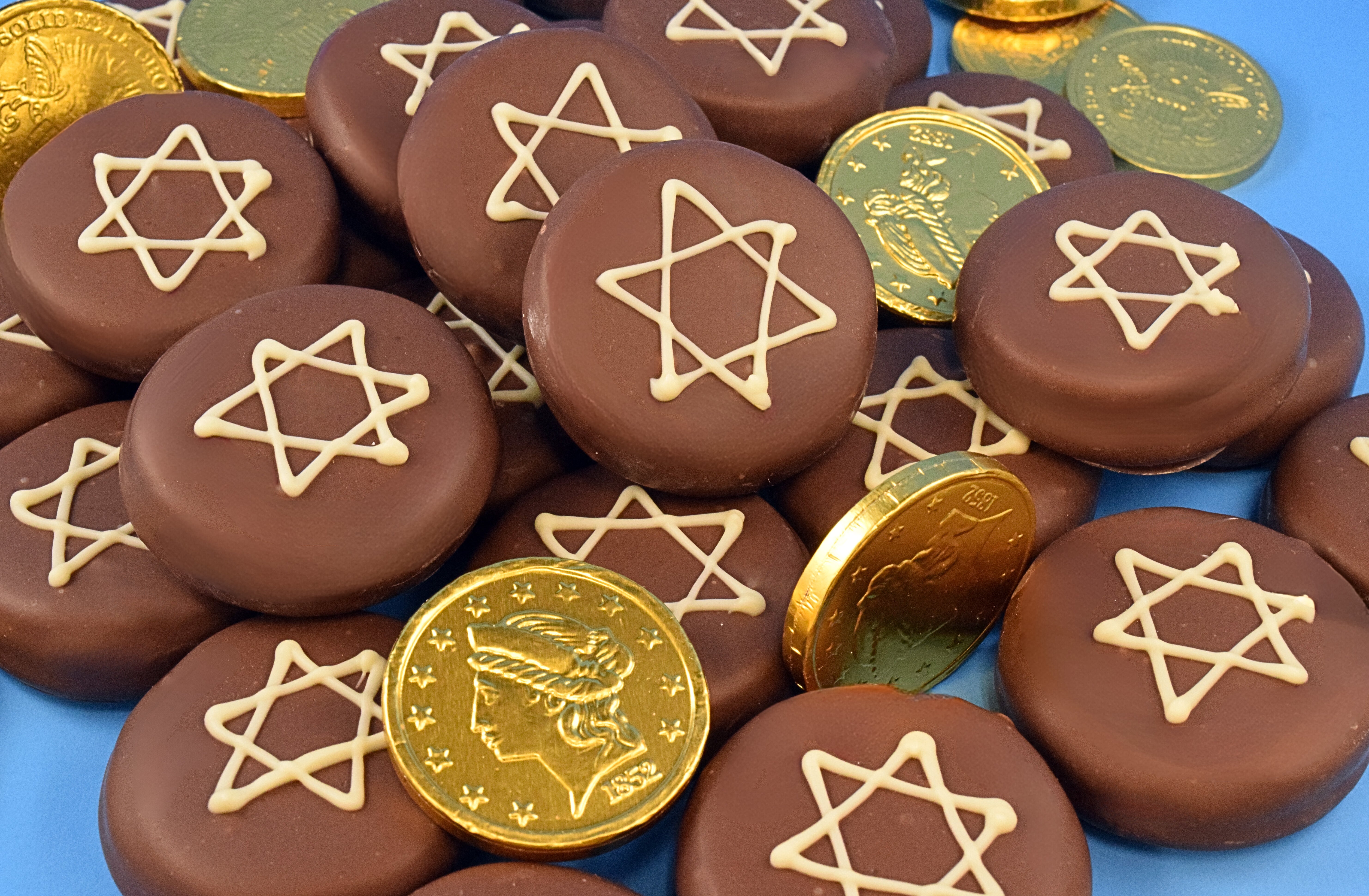 Hanukkah Oreos