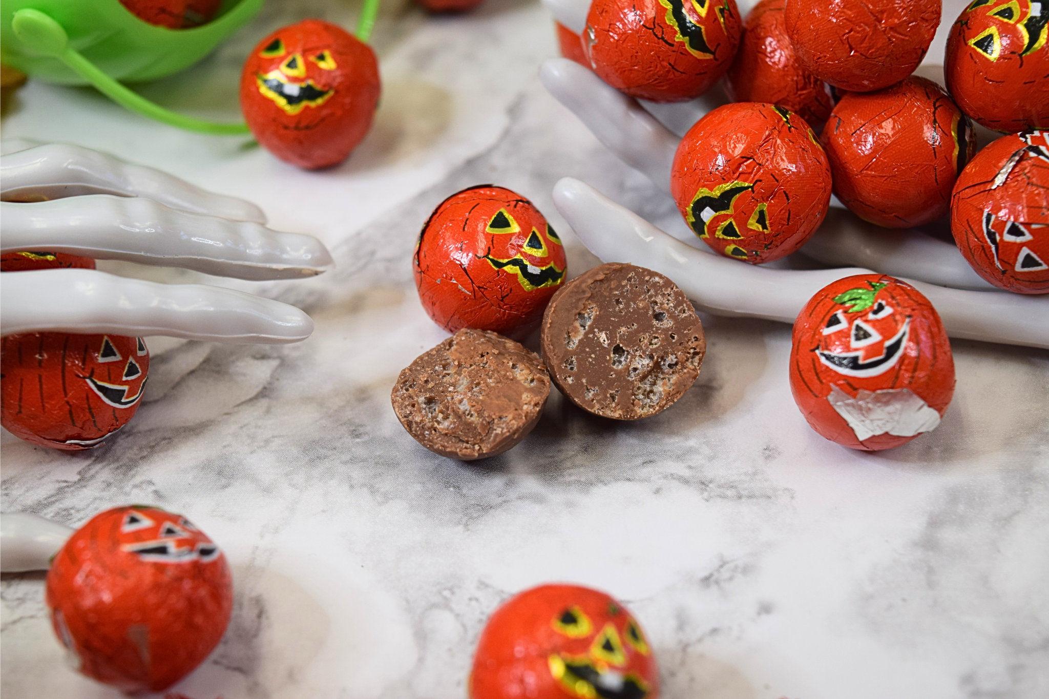 Milk Chocolate Foiled Krispy Jack O' Lanterns