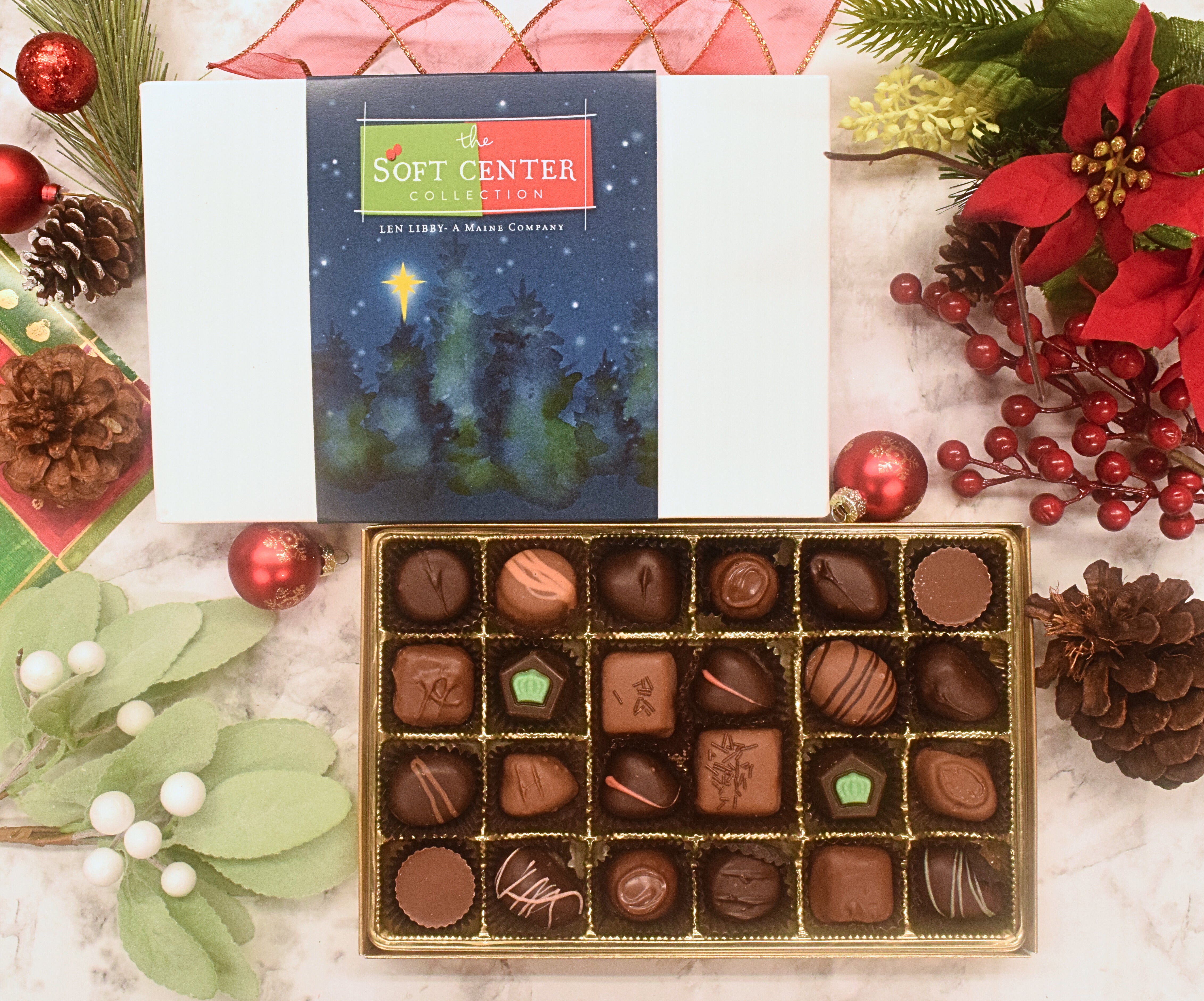 24pc Signature Gift Boxes - Christmas Winter Scene